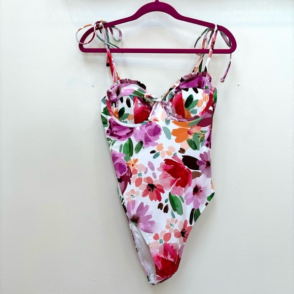 Cupshe Holiday Garden Floral Sweetheart Underwire Cheeky One Piece Swimsuit M - Picture 4 of 14